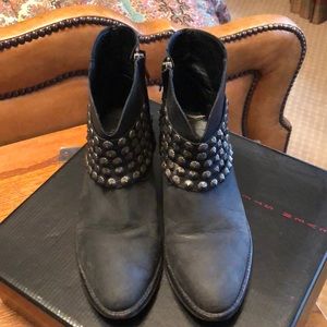 Steve Madden booties